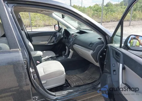 2015 Subaru Forester 2.5I Premium z USA, uszkodzony, nr VIN JF2SJADC3FH582753